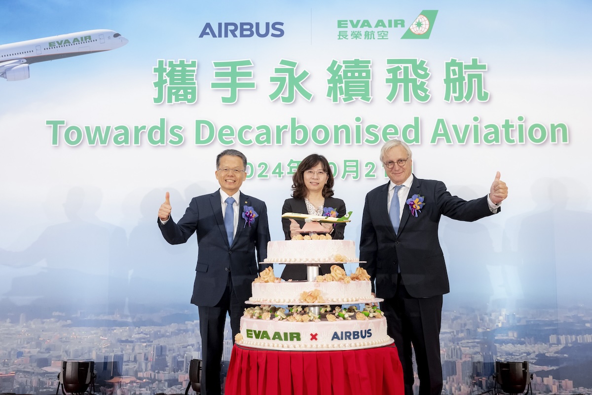 EVA Air e Airbus avviano collaborazione per l'uso di carburanti sostenibili (SAF)